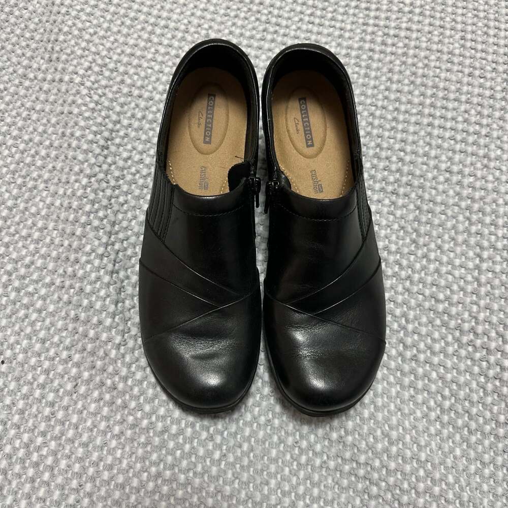 Clarks Collection Channing Essa Black Leather Side Zip Slip-On Loafers